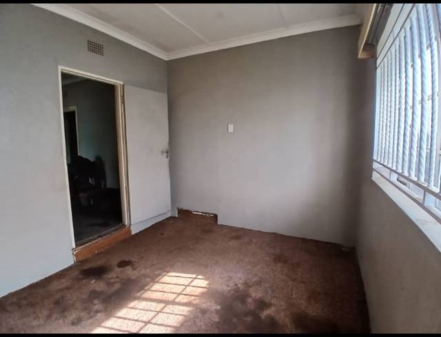 3 BEDROOM HOUSE FOR SALE IN ELSBURG